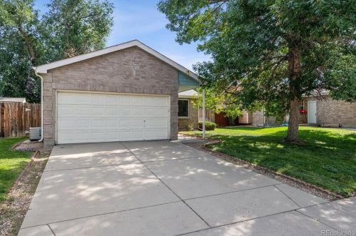 1840 Granby Ct, Aurora CO 80012-6293 exterior
