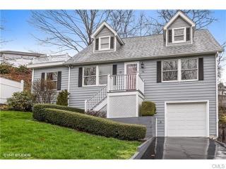 34 Crown Ave, Norwalk, CT 06854-2644