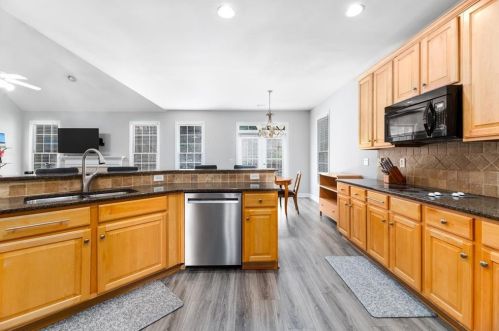 3046 Canter Way, Duluth GA  30097-3494 exterior