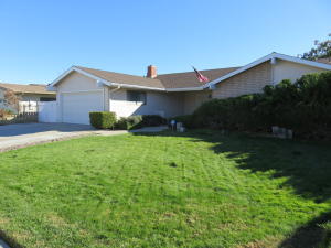 2828 Perfect Pl, Lancaster, CA 93536-6039