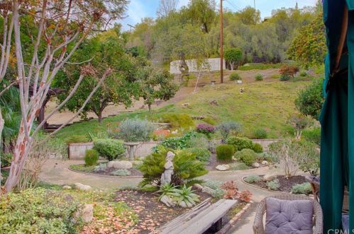 11491 Plantero Dr, Santa Ana CA 92705-3108 exterior