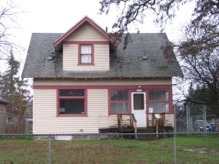 2204 Sinto Ave, Spokane, WA 99202-3652