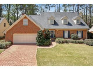 4 Downing Ln, Decatur, GA 30033-1403