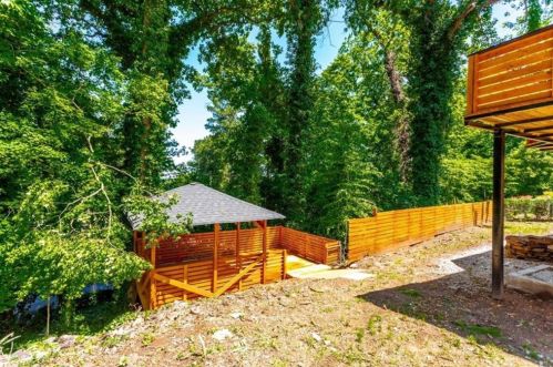 517 Hascall Rd, Atlanta GA  30309-2227 exterior