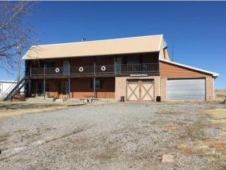 21157 1014 Rd, Canute, OK 73626-3608