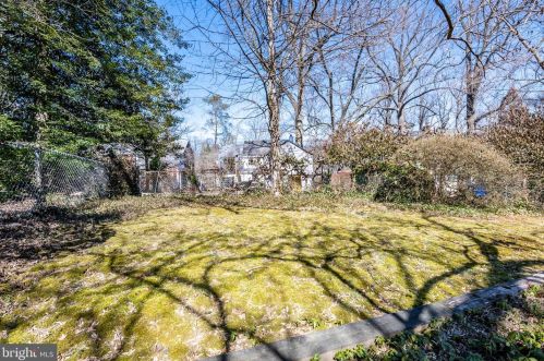 405 Pershing Dr, Silver Spring MD 20910-4341 exterior