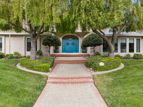 1413 River Oaks Dr, Modesto, CA 95356-9685