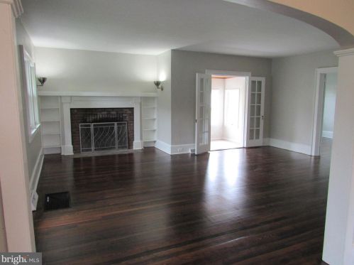 17 Cornell Ave, Southampton PA  18966-1362 exterior