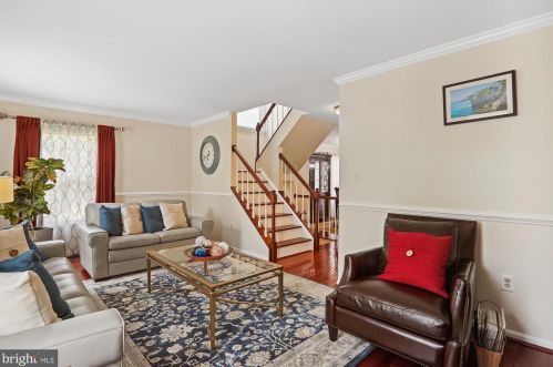 2 Sonata Ct, Silver Spring MD 20901-5064 exterior