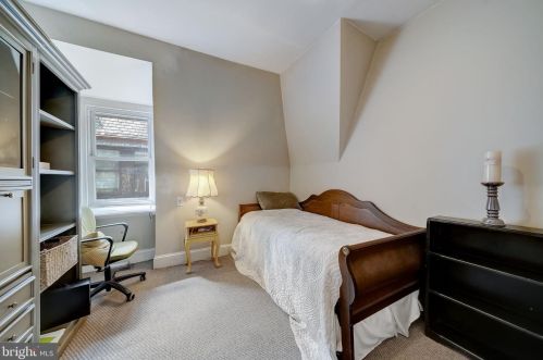 430 42 St, Philadelphia PA 19104-0044 exterior