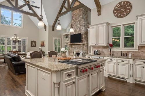 3851 Rockhaven Ct, Marietta, GA 30066-6806
