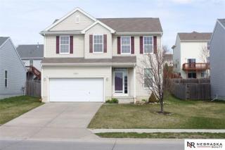 7925 152nd St, Bennington, NE 68007-1584