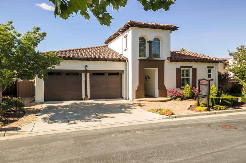 2811 Caledonia Way, Gilroy, CA 95020-2658