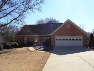 185 Farm Dr, Alpharetta, GA 30004-4025