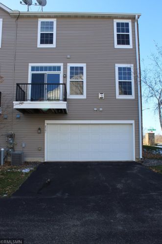 4501 Village Square Blvd, Prior Lake, MN 55379-5808