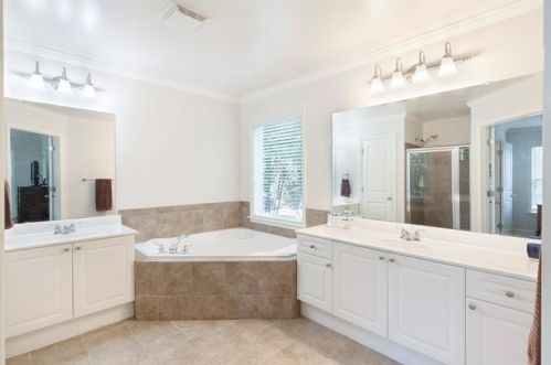 1886 Marietta Rd, Atlanta GA  30318-2764 exterior