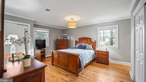 13 Rosalind Dr, Trenton NJ  08648-3245 exterior