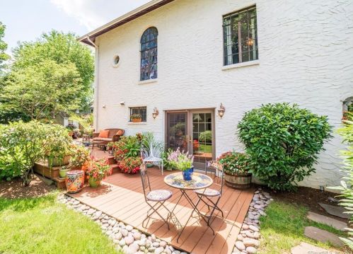 22 Alden Ave, Norwalk, CT 06855-2502
