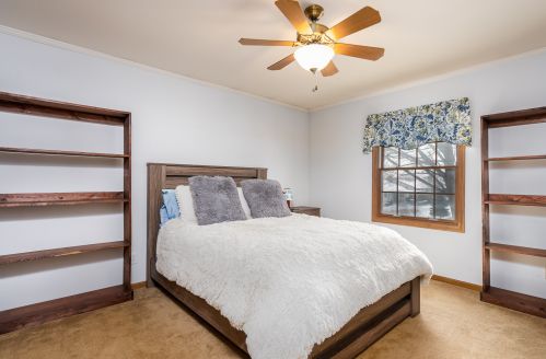 850 Vaughn Ct, Sycamore IL  60178-2000 exterior