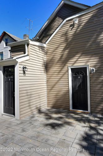 237 Drs James Parker Blvd, Tinton Falls NJ  07701-1338 exterior