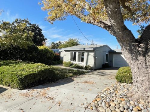 180 Beatrice St, Mountain View, CA 94043-4406