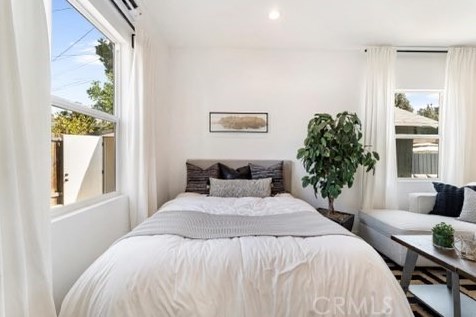 407 Harvard St, Glendale CA  91204-1204 exterior