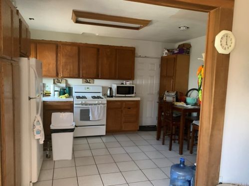 8744 Msn Blvd, Riverside CA  92509-2954 exterior