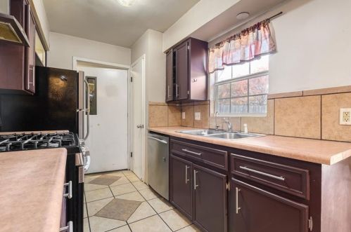 2110 Brandywine Ln, Austin TX  78727-4303 exterior