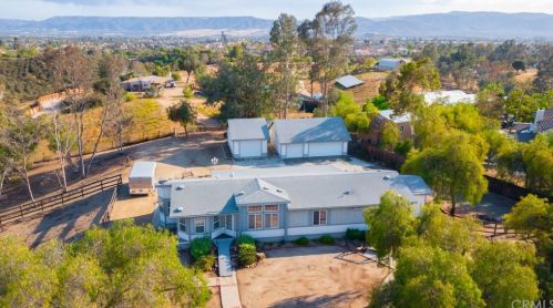 25765 La Estrella Rd, Wildomar, CA 92595-8016
