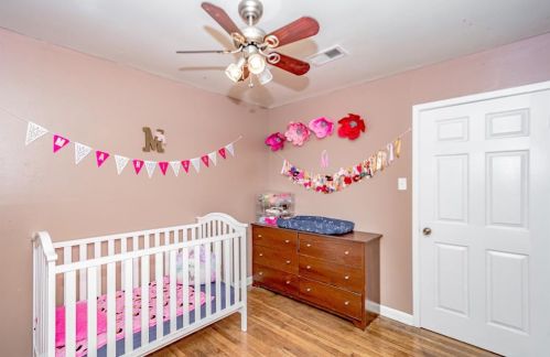 649 Lorrain St, Angleton TX 77515-3409 exterior