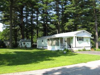 5 Hawthorne Ln, Nashua, NH 03062-1192
