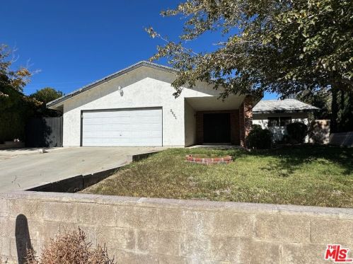 2821 Delmar Ave, Mojave, CA 93501-1113