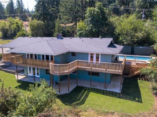 130 Cherry Ave, Sutherlin, OR 97479-9565