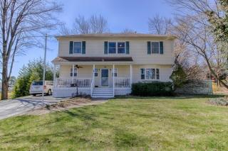 24 Springview Dr, Parsippany, NJ 07054-4713