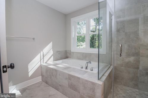 31 Chrisba Rd, Severna Park MD  21146-3060 exterior