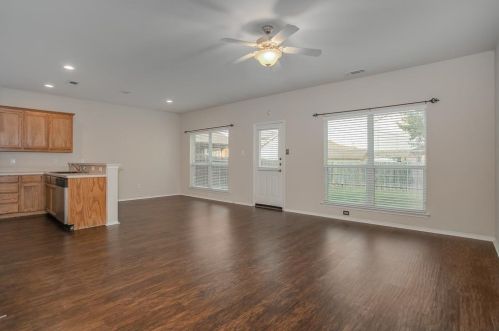 6536 Regina Dr, Fort Worth TX  76131-1227 exterior