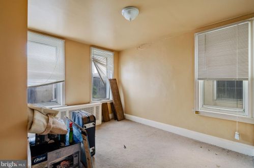 1745 19 St, Philadelphia PA  19145-2120 exterior