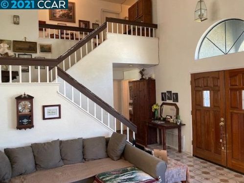 248 Rosita Ct, Vacaville, CA 95687-3383