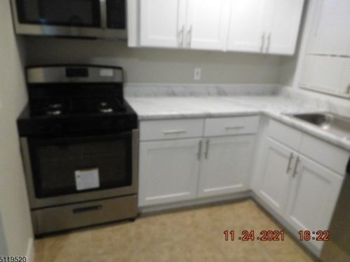 399 30th St, Paterson NJ 07504-1634 exterior