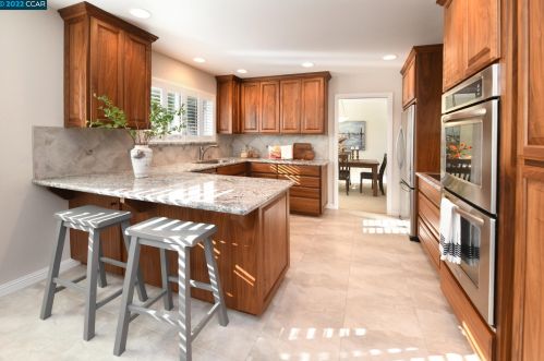 1114 Polson Cir, Pacheco, CA 94553-4722