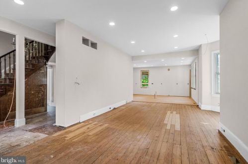 115 Washington Ave, Tavistock NJ  08033-3320 exterior