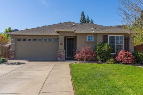 427 Michelle Dr, Jackson, CA 95642-2570
