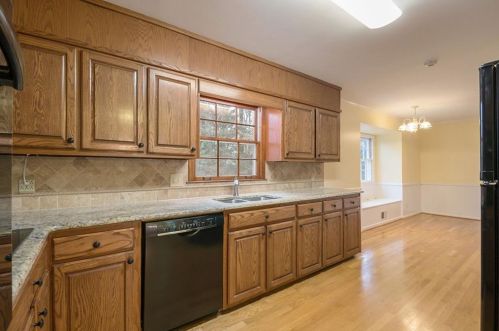 3824 Foxford Dr, Atlanta GA  30340-4426 exterior