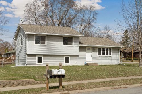 483 83rd Ave, Minneapolis, MN 55432-1840
