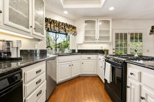 652 Frontier Ct, Anaheim CA  92807-4732 exterior