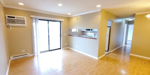 1343 Winslowe Dr, Palatine, IL 60074-8529