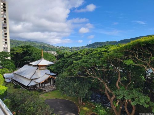 2029 Nuuanu Ave, Honolulu HI  96817-2515 exterior