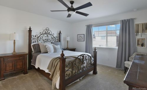 22115 Mansfield Pl, Aurora CO 80018 exterior