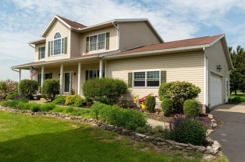 431 Victory Rd, Springfield, OH 45504-3759