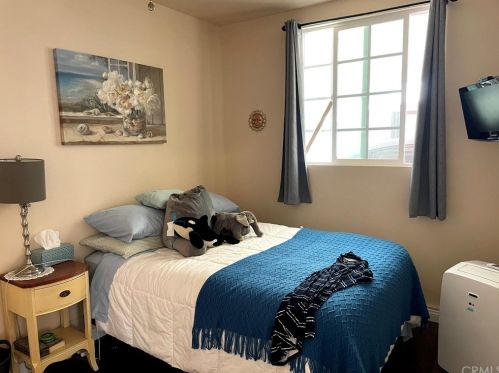 5625 Magnolia Ave, Riverside CA  92506-1822 exterior